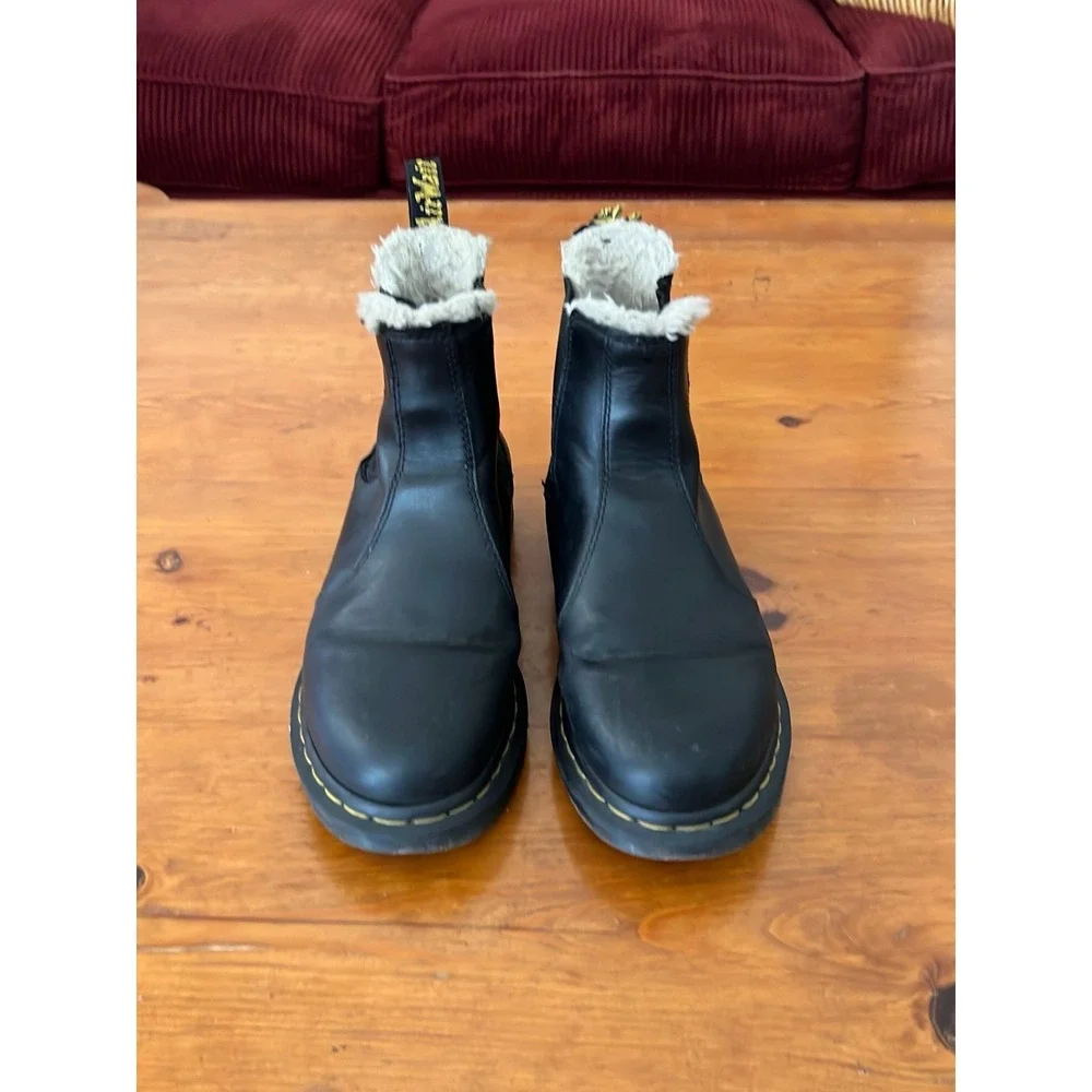 Dr. Martens 2976 Quad Chelsea Boots Black Faux Fur Platform Ankle US Women's 8